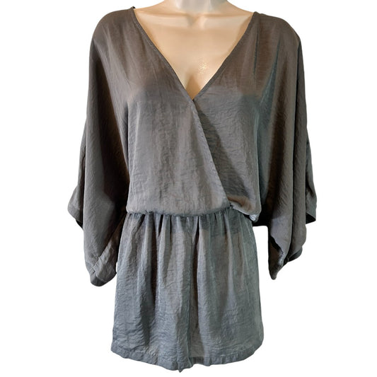 Lulus Gray Kimono Sleeve Faux Wrap Romper Boho Chic Casual Party