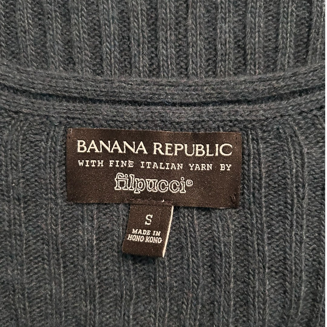 Banana Republic Italian Yarn Ribbed V-Neck Merino Wool Cashmere Sweater