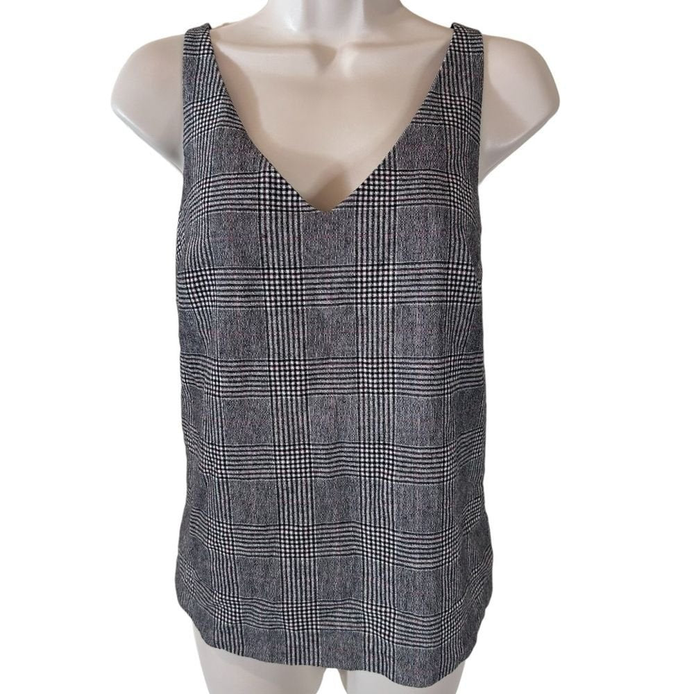 Banana Republic Plaid V - Neck Tank Top Sleeveless - Haute Poppy