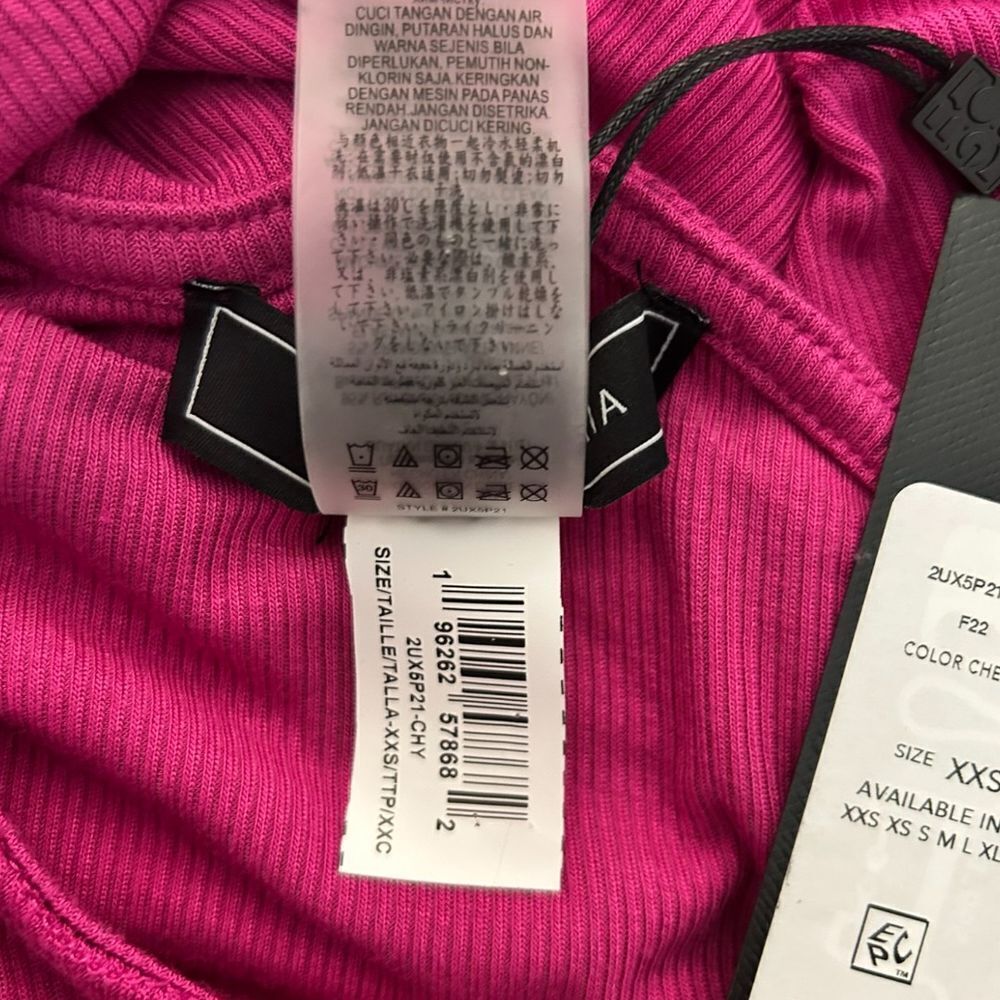 BCBGMAXAZRIA Cherry Ribbed Turtleneck Cut - Out Shoulder Top - Haute Poppy