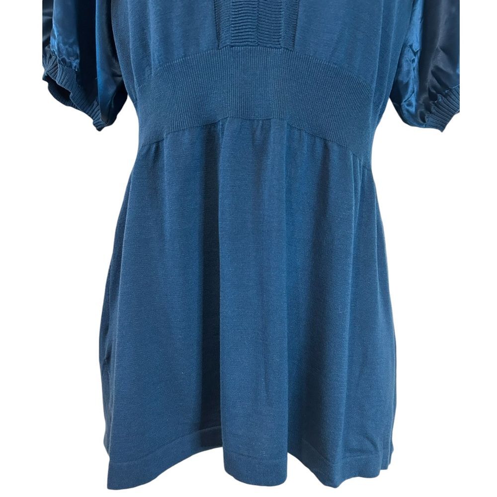 BCBGMAXAZRIA Elegant Blue Puff Sleeve V - Neck Silk Blend Top - Haute Poppy