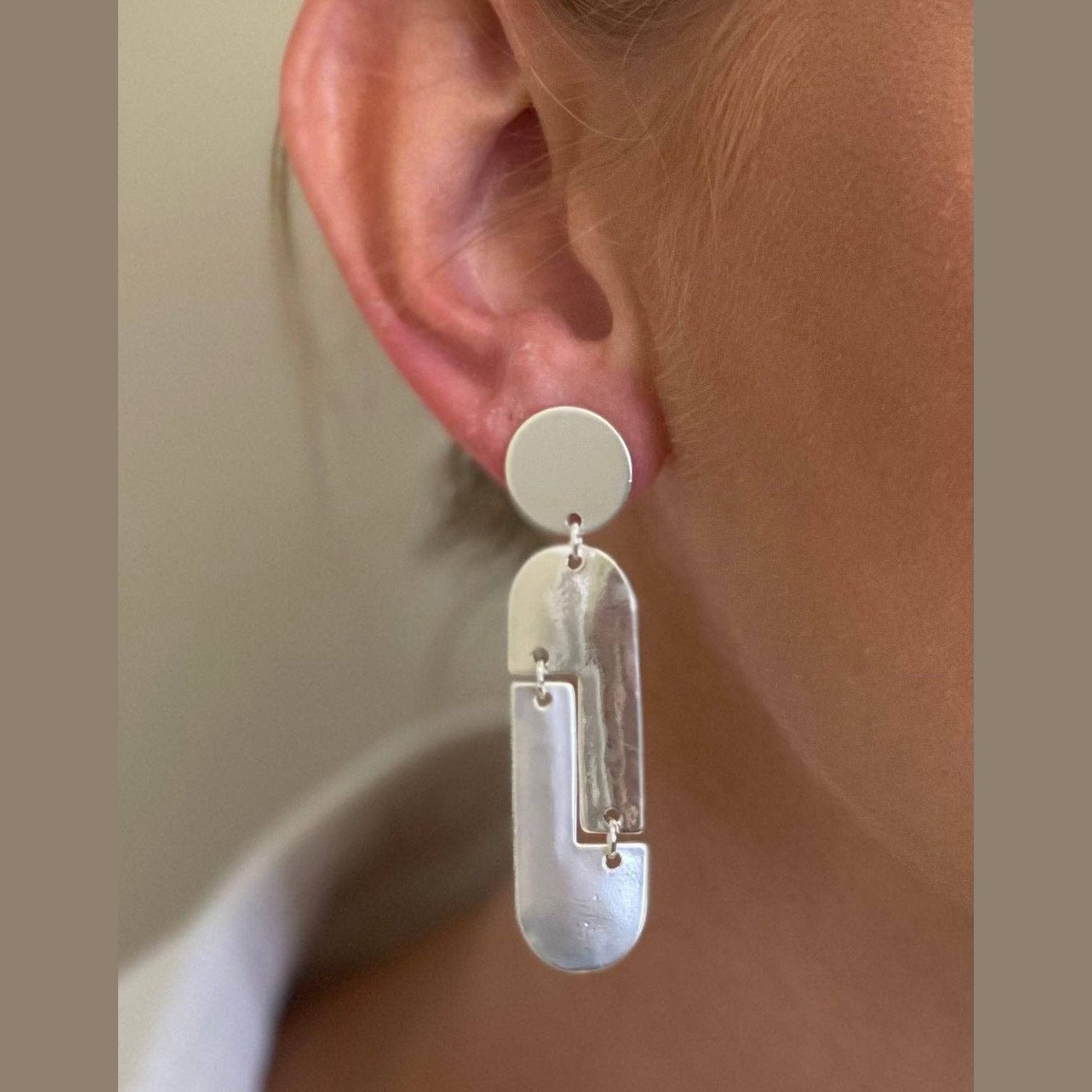 Dakota Earrings - Haute Poppy