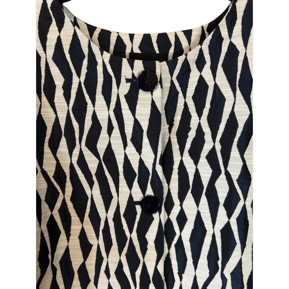 Doncaster Collection Geometric Print Button - Front Jacket Black White Pattern - Haute Poppy