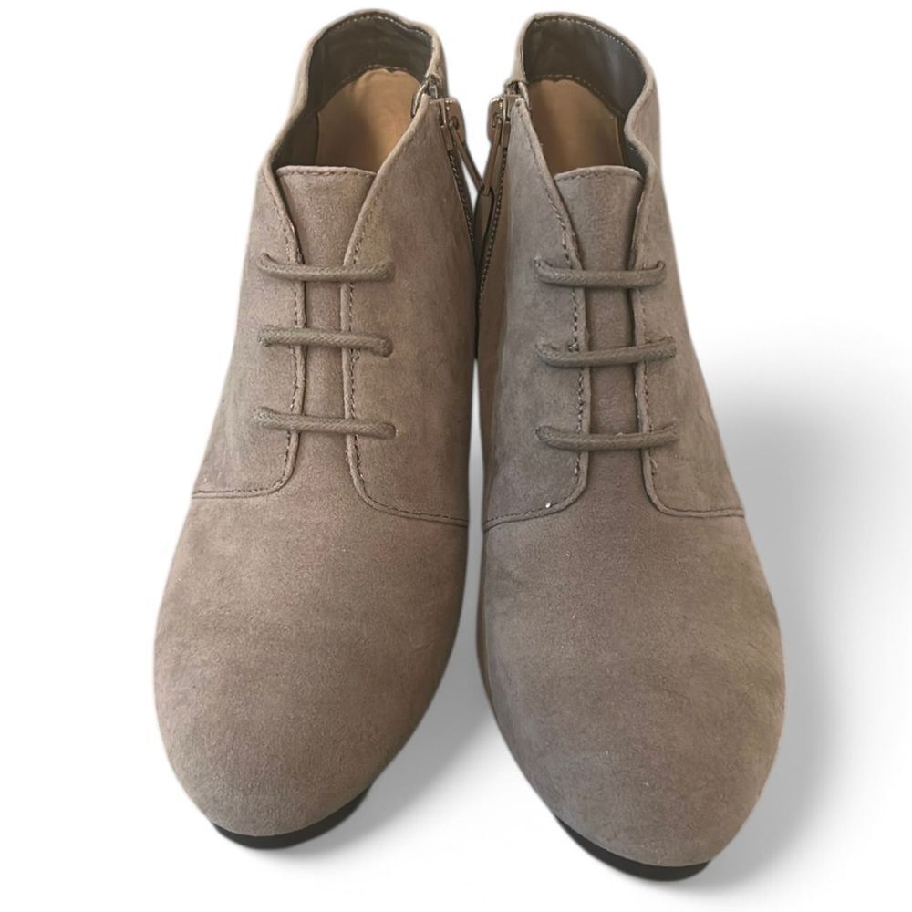 Giani Bernini Taupe Suede Ankle Boots Lace Up Heeled Booties Memory Foam - Haute Poppy
