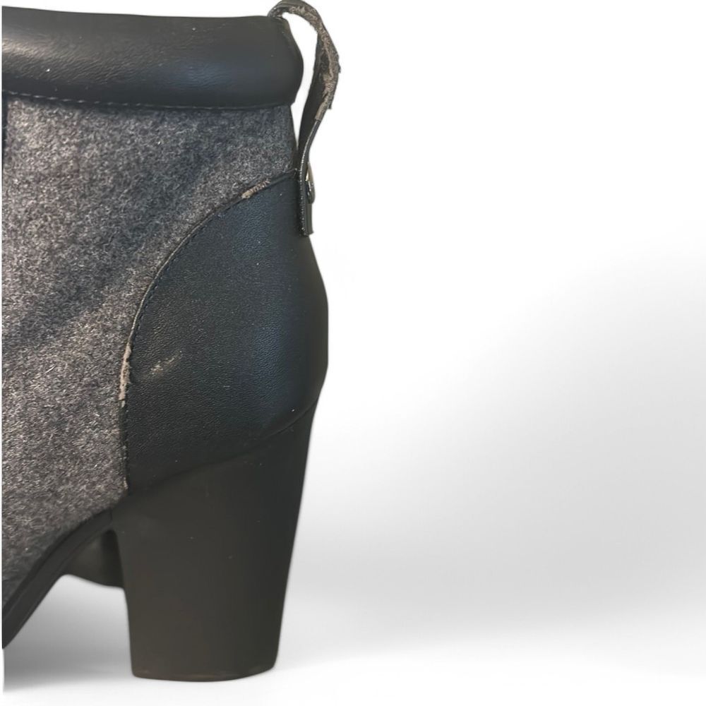 Juicy Couture Kasper Wool Ankle Boots - Haute Poppy