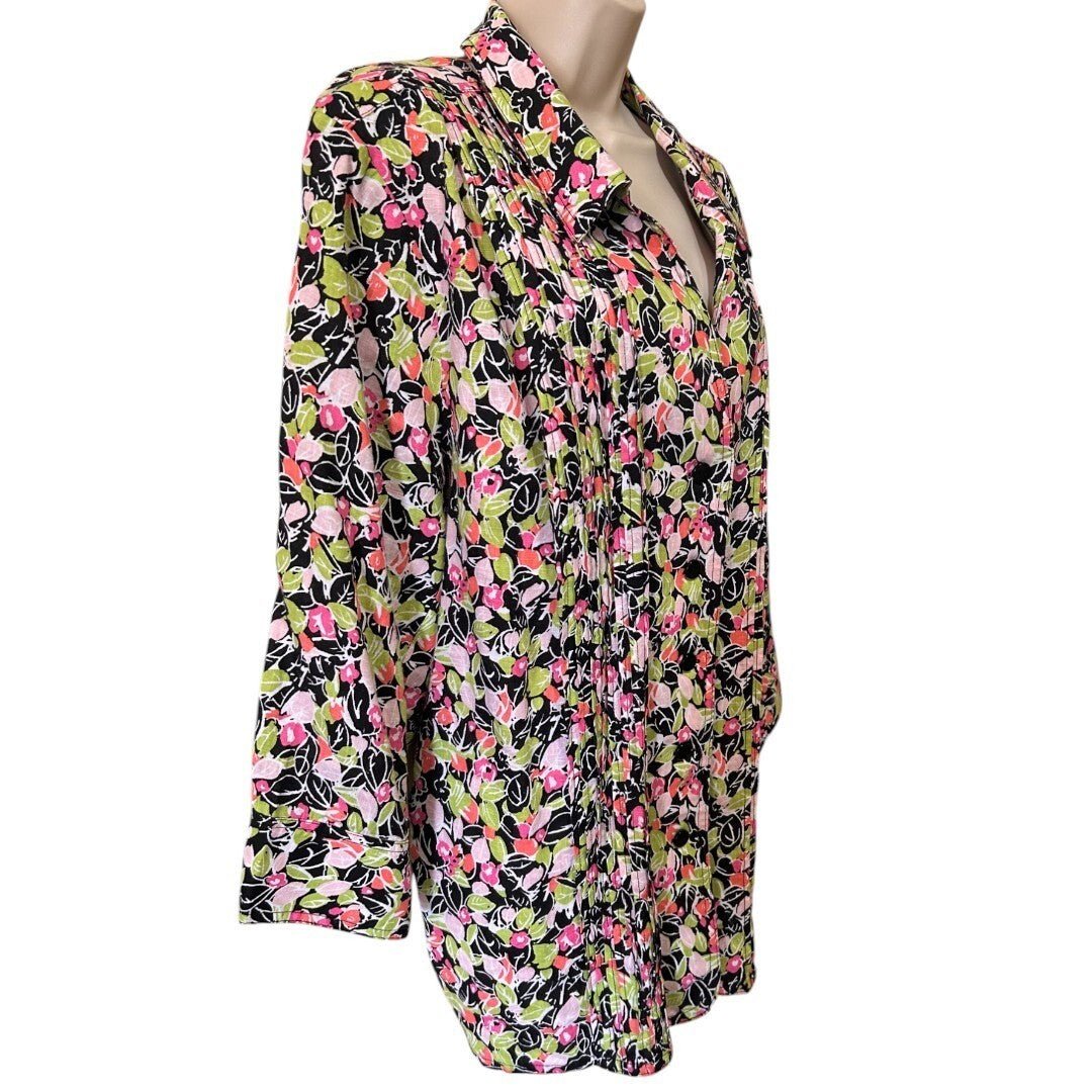 Kim Rogers Floral Print Pleated Button Down Shirt - Haute Poppy