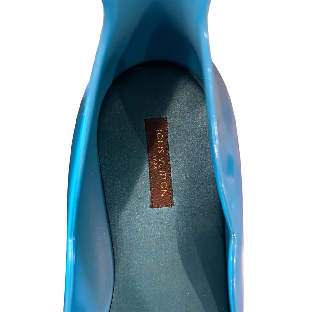Louis Vuitton Elektrochoc Blue Rubber Sandals - Haute Poppy