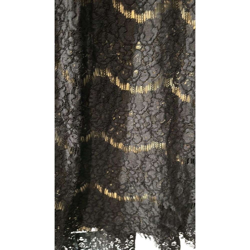 Love Fire Navy Lace Top - Haute Poppy