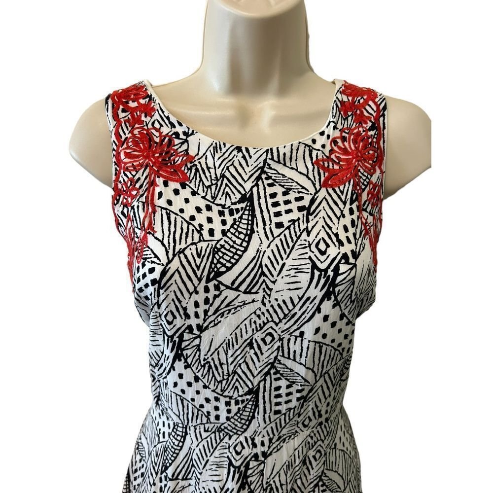 Lush Embroidered Black and White Dress - Haute Poppy