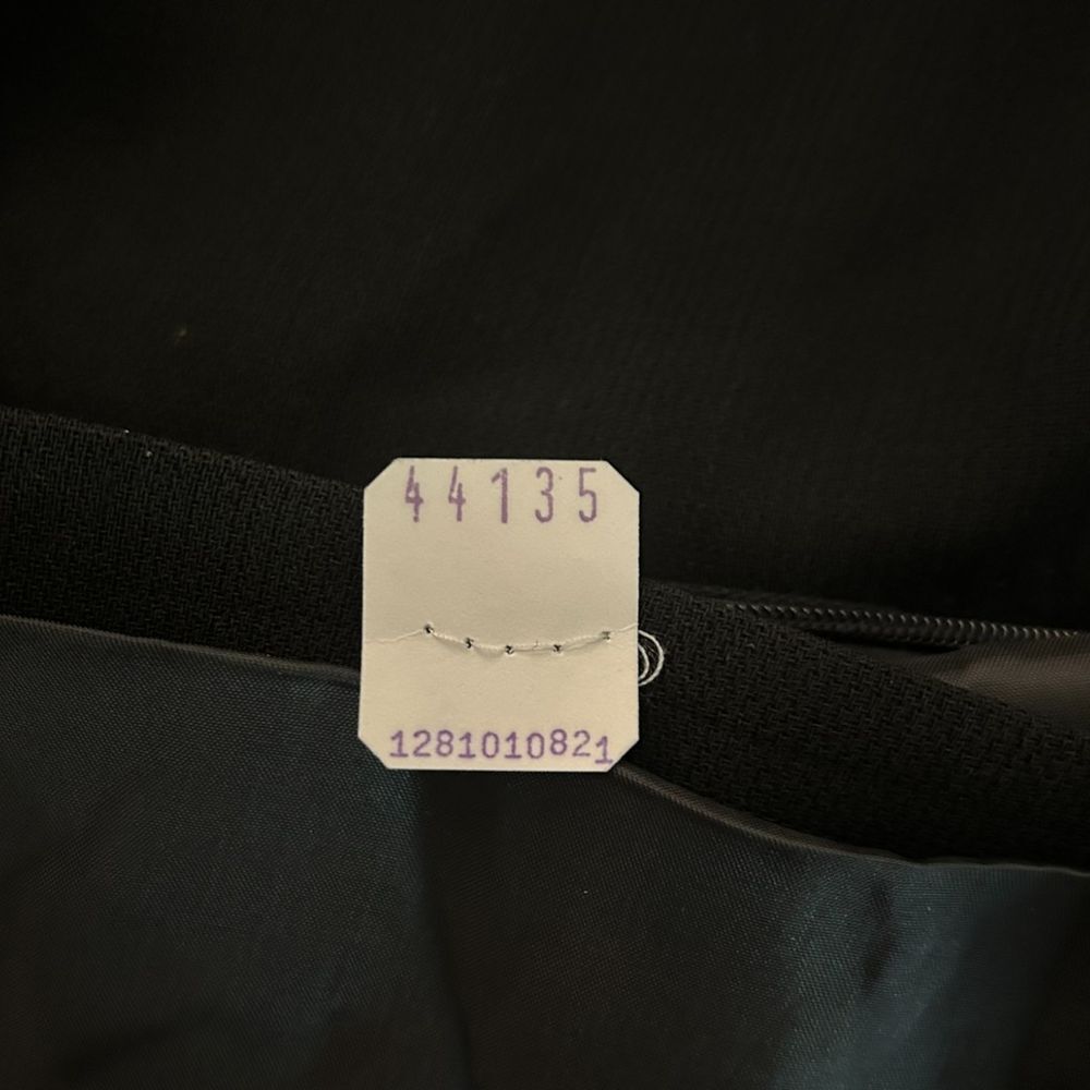 MaxMara Pure Virgin Wool Sleeveless Shell Top Classic Black Italian Luxury - Haute Poppy