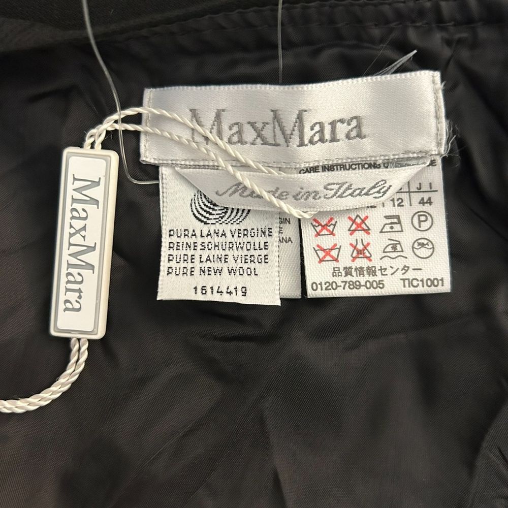 MaxMara Pure Virgin Wool Sleeveless Shell Top Classic Black Italian Luxury - Haute Poppy