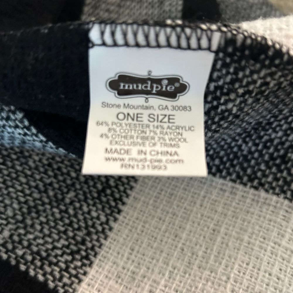 Mudpie Black & White Buffalo Check Sleeveless Vest OS - Haute Poppy