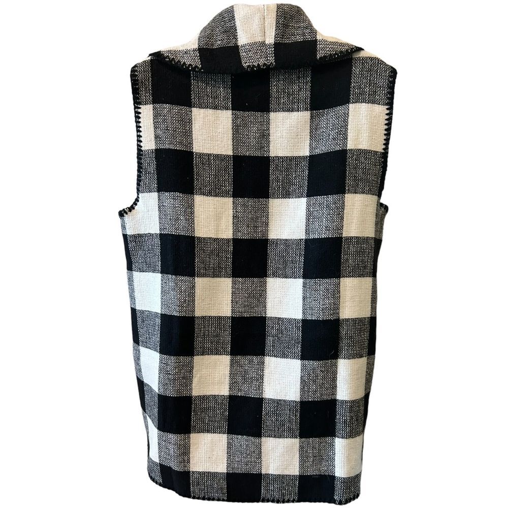 Mudpie Black & White Buffalo Check Sleeveless Vest OS - Haute Poppy