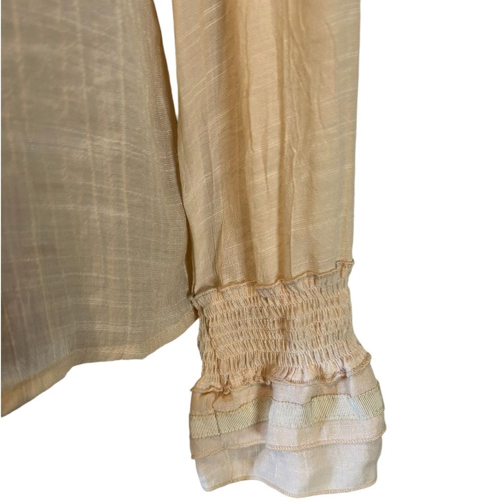 Spanner Tapestry Light Beige Ruffled Collar Blouse Elegant Long Sleeve Top - Haute Poppy