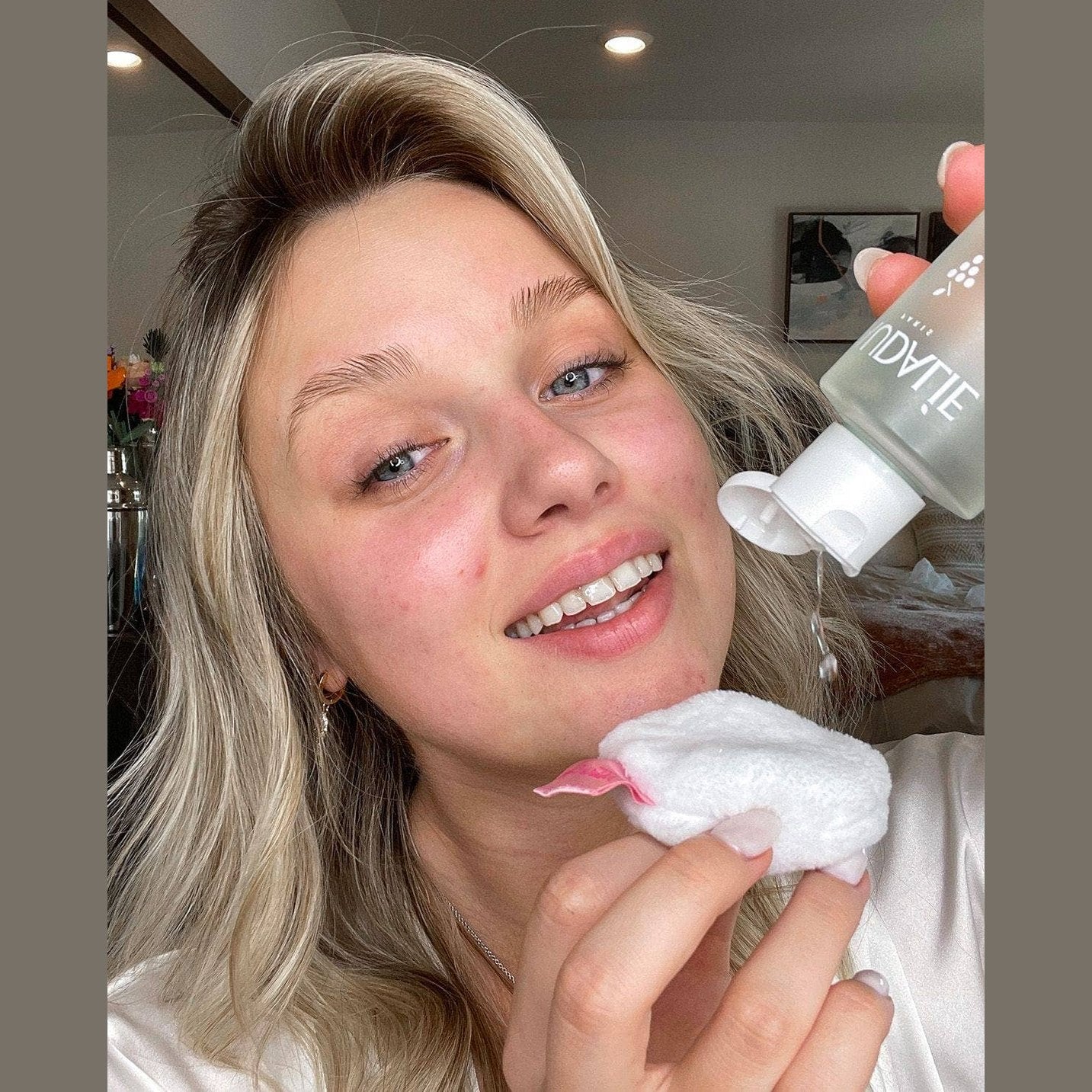 The Original MakeUp Eraser Toner Puff 7 Pack - Haute Poppy