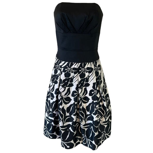 White House Black Market Strapless Floral Print Cocktail Dress - Haute Poppy